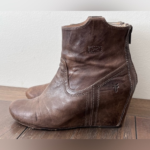 Frye Shoes - Frye Carson Wedge Bootie Womens size 7.5